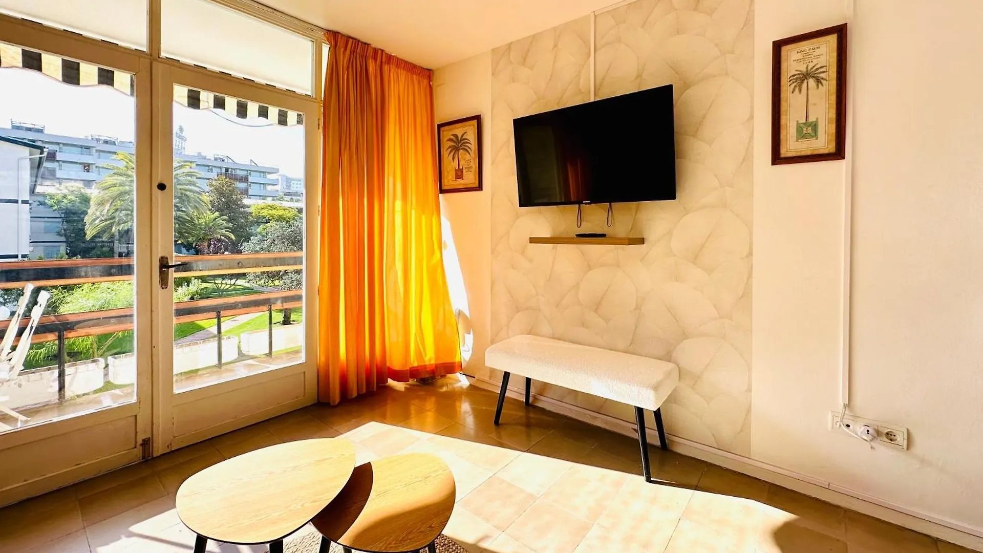 Home Menorca Salou Apartment